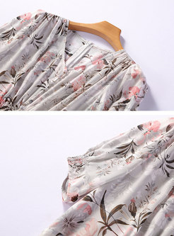 Print V-neck Gathered Waist Slit Skater Dress