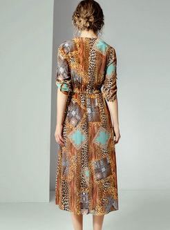 V-neck Half Sleeve Leopard Waist Silk Dress