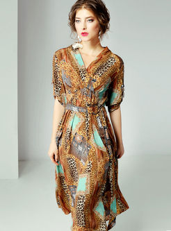 V-neck Half Sleeve Leopard Waist Silk Dress