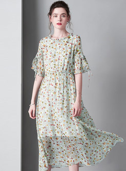 Floral O-neck Flare Sleeve Elastic Waist Midi Dress