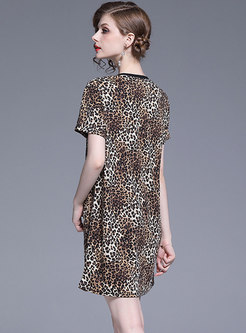 Chic Leopard O-neck Diamond-ironing T-shirt Dress