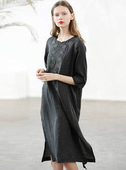 Casual Embroidered O-neck Linen Shift Dress