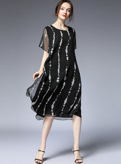 Elegant Striped O-neck Loose Midi Dress