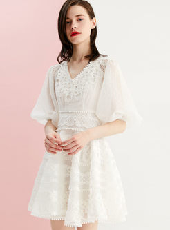 V-neck Puff Sleeve Lace Splicing Mesh Dress