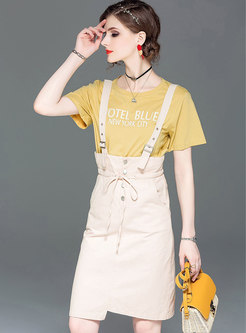 Letter Print O-neck T-shirt & Tie-waist Suspender Skirt