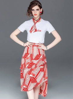 Letter Print Tie T-shirt & Print Asymmetric Skirt