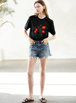 Brief O-neck All-matched Embroidered T-shirt