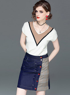 Color-blocked V-neck Slim Top & Splicing Mini Skirt