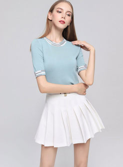 O-neck Slim Pullover T-shirt & Mini Pleated Skirt