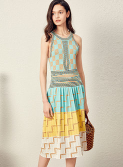 Elegant Color-blocked Sleeveless Slim Knitted Dress