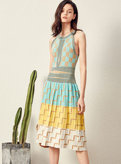 Elegant Color-blocked Sleeveless Slim Knitted Dress