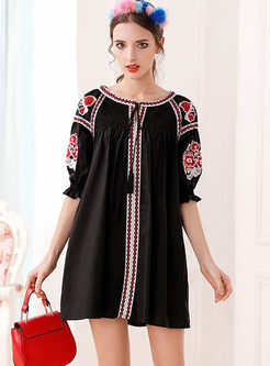 Ethnic O-neck Short Sleeve Embroidered Dress