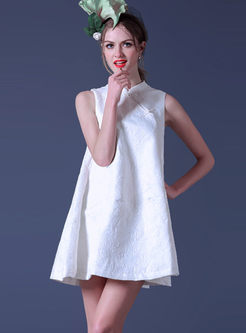 Brief Solid Color Sleeveless Mini Shift Dress