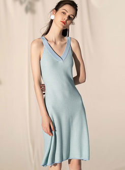 Casual V-neck Sleeveless Slim Knitted Dress