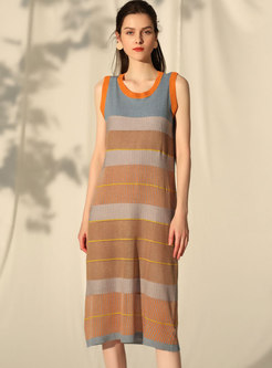 Stylish Color-blocked Striped Sleeveless Shift Knitted Dress
