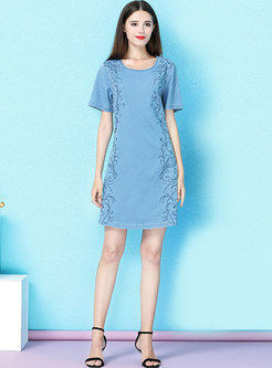 Brief Denim Embroidered O-neck Slim Mini Dress