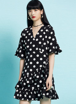 Fashion Dots Pattern Retro Flare Sleeve Mini Dress