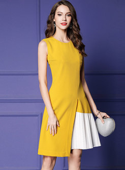 Stylish Color-blocked Sleeveless Pleated Dress