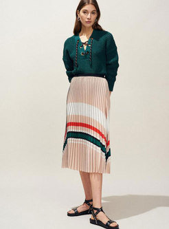 Chic Color-blocked Striped Pleated Skirt