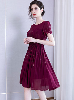 Casual Sequined O-neck Pleated Skater Dress