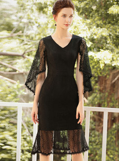 Fashion Lace V-neck Hollow Out Slim Bodycon Dress