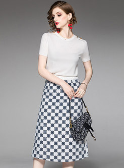 Work Solid Color Slim Knitted Top & Print Skirt
