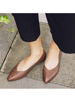 Retro Pointed Leather Women's Flat-bottom Shoes 