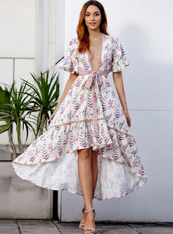 Chic Deep V-neck Bohemian Print Maxi Dress