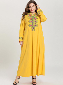 Casual Plus Size Loose Embroidered Maxi Dress