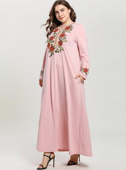 Loose Flower Embroidery Pullover Maxi Dress