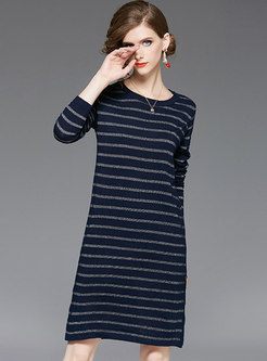 Brief Striped O-neck Loose Knitted Dress