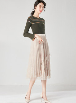 Stylish Pure Color Feather Velvet Pleated Skirt