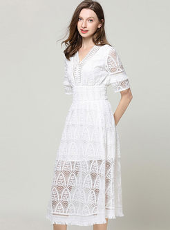 White V-neck Lace Tassel Dress