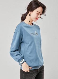 O-neck Letter Embroidered Loose Sweatshirt