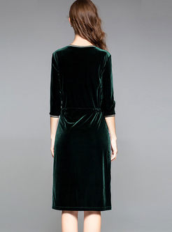 O-neck 3/4 Sleeve Velvet Slim Dress