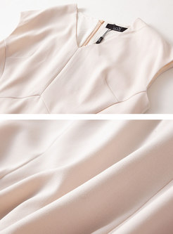 Pure Color V-neck Sleeveless Peplum Bodycon Dress
