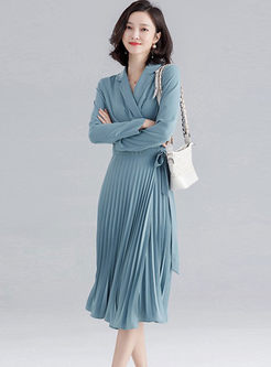 Brief V-neck Long Sleeve Knit Dress