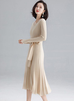 Casual Pure Color V-neck Pleated Knitted Dress