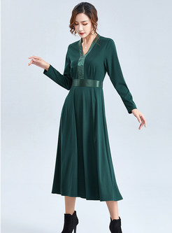 Deep Green V-neck Waist Nylon Dress