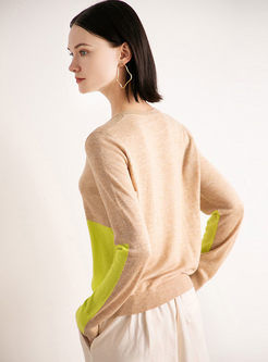 Color-blocked V-neck Loose Pullover Sweater