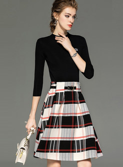 Black 3/4 Sleeve Slim Sweater & A Line Plaid Skirt
