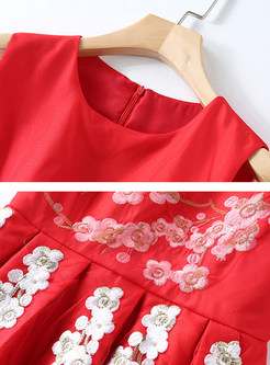 Fashion Sleeveless Embroidered A Line Ball Gown Dress