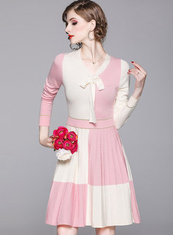 Bowknot Color-blocked Pleated Sweater Dress 