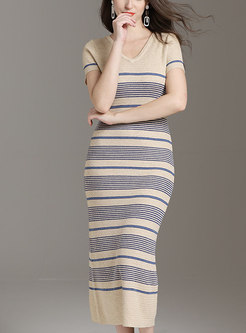 V-neck Short Sleeve Striped Slim Sweater Dress