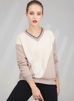 Color-blocked V-neck Pullover Loose Sweater