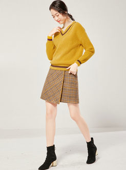Color-blocked Half Turtleneck Pullover Sweater
