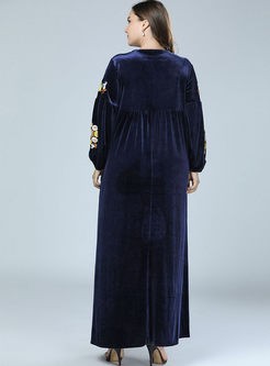 O-neck Embroidered Velvet Plus Size Dress