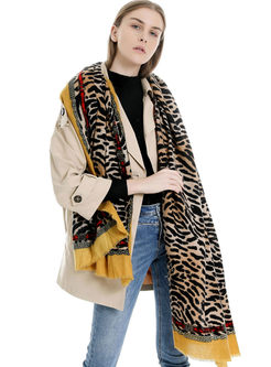 Casual Leopard Print Fringed Scarf