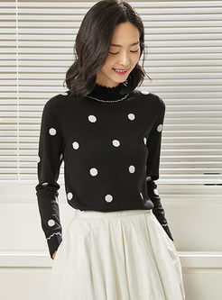 Standing Collar Dot Slim Pullover Sweater