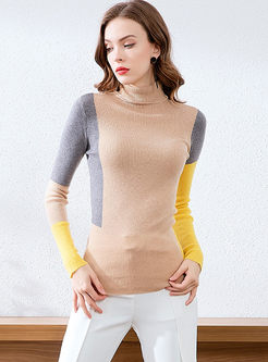 Color-blocked Turtleneck Slim Sweater